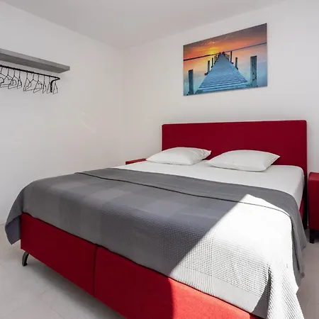 Apartment Vadaga