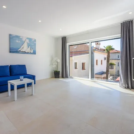 Vadaga Apartment *