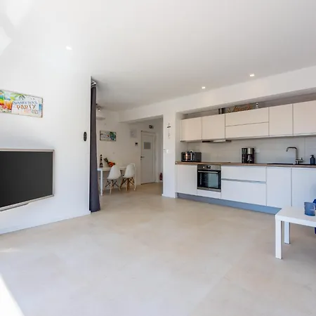 Vadaga Apartment