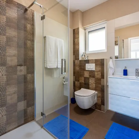 Apartment Vadaga *